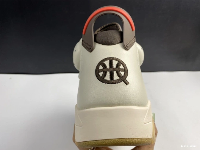 Rep LUCY CZ4152-100 6 Retro Brown Sail Jordan AIR (2020) Quai54 0807